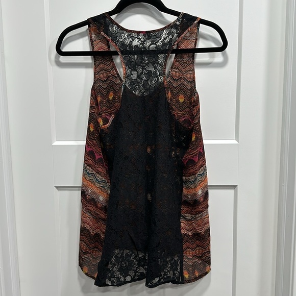 Multicolor Patterned Women's Top - Size Large - Picture 2 of 11